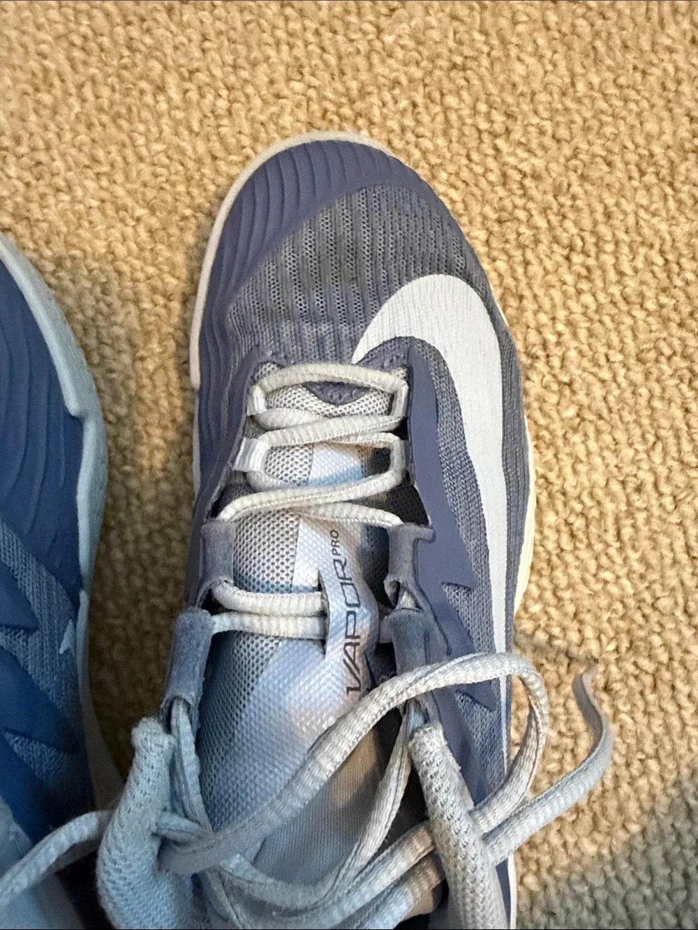 Nike Kids Pale Blue and Navy Lightweight Sneakers